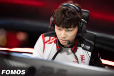 [포토] 서밋 박우태, 도란이 어떤지 봐야겠어