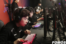 [카트 리그] 김응태 활약한 락스, 엑스퀘어 꺾고 기분 좋은 승리