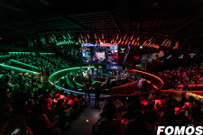 [포토] LCK T1 대 DK전 관전 중인 롤파크 관중들