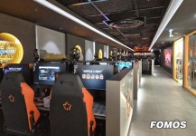 메이플스토리로 물든 PC방 문 연다…IP 팬덤 아지트로 확장