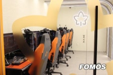 메이플스토리로 물든 PC방 문 연다…IP 팬덤 아지트로 확장