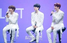 [포토] 엘라스트-최승엽, 웃음꽃 가득한 쇼케이스 현장
