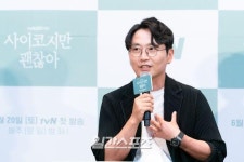 [포토]소감 말하는 박신우 감독