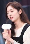 십시일반 김혜준 극 중 캐릭터와 씩씩한 점 닮은 것 같다