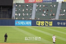 [IS 잠실] LG, 두산 상대로 역전승…469일 만에 우세 시리즈