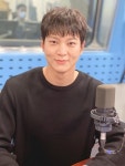 주원, 앨리스 첫방 앞두고 최파타 나들이···예비시청자 향한 손하트