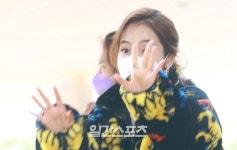[포토] 홍자, 홍대장의 새해 손인사
