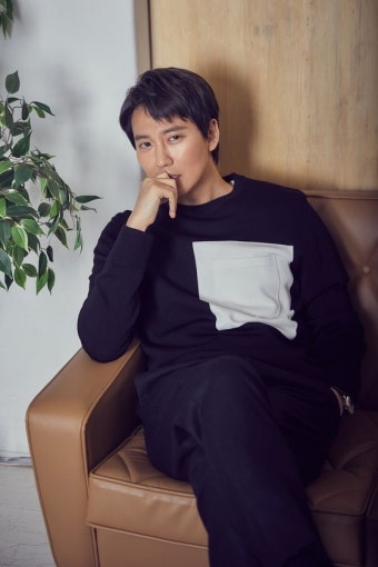 [단독] 김남길, 종합 엔터사 길스토리이엔티 설립 '새 출발'