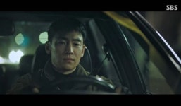 '모범택시' 속 서늘한 목소리, 이영애의 美친 존재감