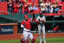 야디에르 몰리나, MLB 한 팀에서만 포수 2000G 출전 대기록