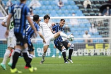 쿠니모토 '극장골' 전북, 인천과 1-1 무승부