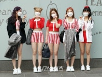 [포토] 우연 하트 공략 타임이야