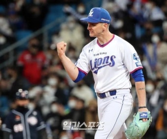 [포토]뷰캐넌, 병살 좋았어!