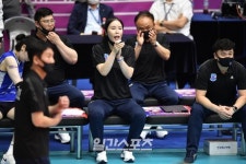 위기의 기업은행, 새 단장과 외인 데려왔다