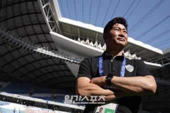 동남아 접수한 K-사령탑...박항서·신태용·김도훈