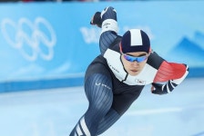 '괴물' 김민석 빙속 1500m 2연속 동메달…한국 첫 메달 획득