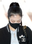 제니아수연상사 | [포토] 제니 '아스라한 눈썹요정'