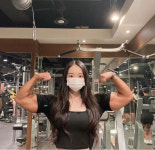 신민아, 오늘 운동 잘 됐네 뽀빠이 팔근육에 충격