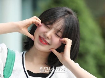 [포토] 웬디 '이게 반칙인가요?'