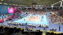 [포토]순천팔마체육관은 만원 관중
