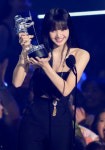 블랙핑크 리사, 美 ‘2022 MTV VMA’ 베스트 K팝 수상[2022 VMA]