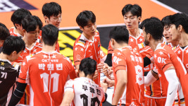 올 시즌도 원맨팀...OK 발목 잡는 레오 의존도