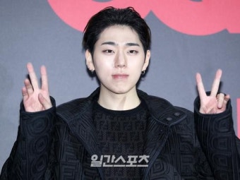 [포토] 지코 '저 귀엽죠? 브이~'