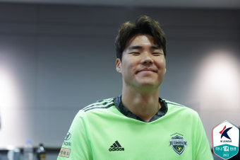 [오피셜] ‘국가대표 GK’ 송범근, 일본 무대 도전... 쇼난 벨마레 이적