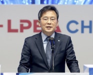 휴온스글로벌 역대 최대 매출...송수영 올해 해외시장 수출 기반 확대
