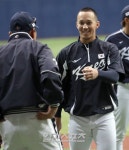 [포토]미소 짓는 에드먼