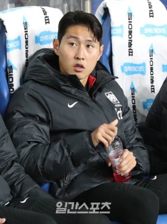 [포토]이강인,시작은 벤치에서