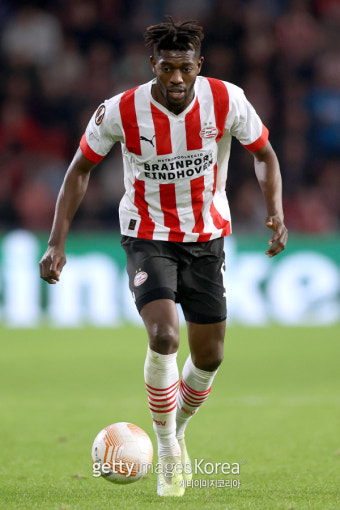 코트디부아르 PSV MF…아스널·첼시·리버풀·토트넘 등 '관심'