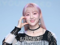 [포토] 경서, 상큼한 볼하트