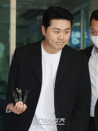 ‘음주운전·방조’ 이루, 모든 혐의 인정…檢, 징역 1년 구형 [종합]