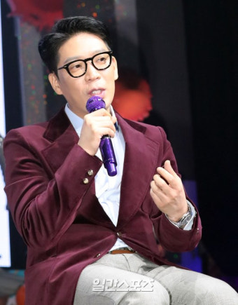 MC몽 “백현 만났지만 위로 했을 뿐...영입하려 한 적 없다” [공식]