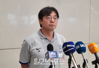 [IS 인천] 황선홍 감독 “중국, 거칠게 나올지 예상 못했다…아시안게임 최선 다할 것” [일문일답]