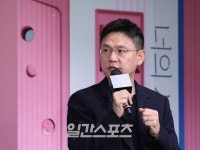 [포토] 김진원 감독, 뉴진스 Ditto 뮤비 장소 너의 시간 속으로 촬영 장소와 우연히 겹쳐