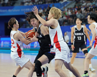일본전 '완패' 여자농구…MVP 박지수가 말한다 