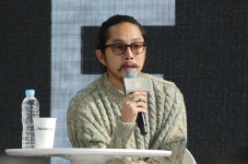 저스틴 전 감독 “‘성난 사람들’ 동서양 아울러… 그런 작품은 없었다”[28th BIFF]