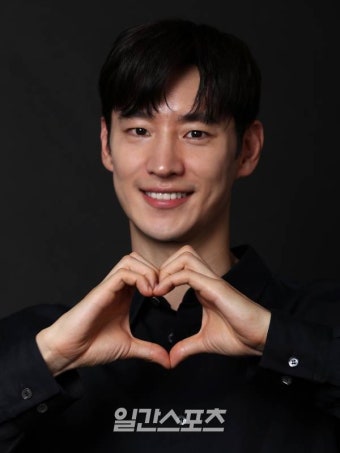 이제훈, 허혈성 대장염 응급수술 後 지난주 퇴원… “드라마 촬영도 재개”