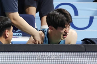 [포토]이정현, 너무 아프다