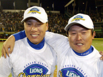 두산 박흥식 코치 선임…이승엽 감독, 선수 시절 은사와 코치로 재회한다