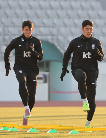 이강인 오면 클린스만호 ‘완전체’…‘EPL 왕’ 든든한 투샷, 손흥민·황희찬도 UAE 합류