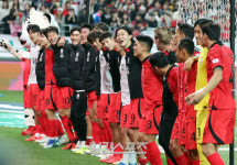 64년 만에 우승 한 푼다…아시아 축구 최강 가리는 아시안컵 개막