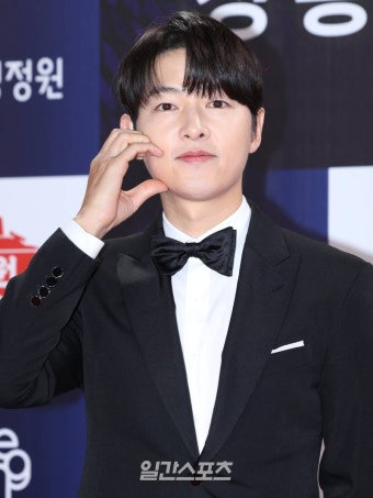 송중기, 안방극장 복귀하나…“‘마이 유스’ 제안받아 검토 중” [공식]