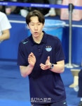 [포토]차상현 감독 결장으로 임동규 감독대행이