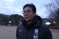 '대표팀 임시 감독' 황선홍 