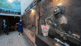[줌인] 공연문화의 산실, 33년 역사 학전을 보내며