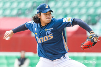 '모발 기부' NC 송명기 희귀 질환 아동과 뜻깊은 시간, 사인볼 전달 및 사진 촬영