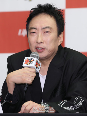 박명수 ‘라디오쇼’ 폐지설 해명…“청취율 1등, 걱정 마세요”